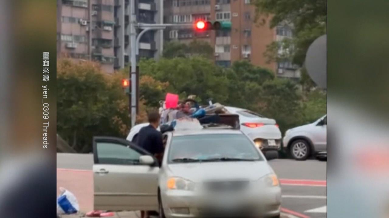 桃園驚見"移動城堡" 好危險!收納箱.腳踏車綁車頂