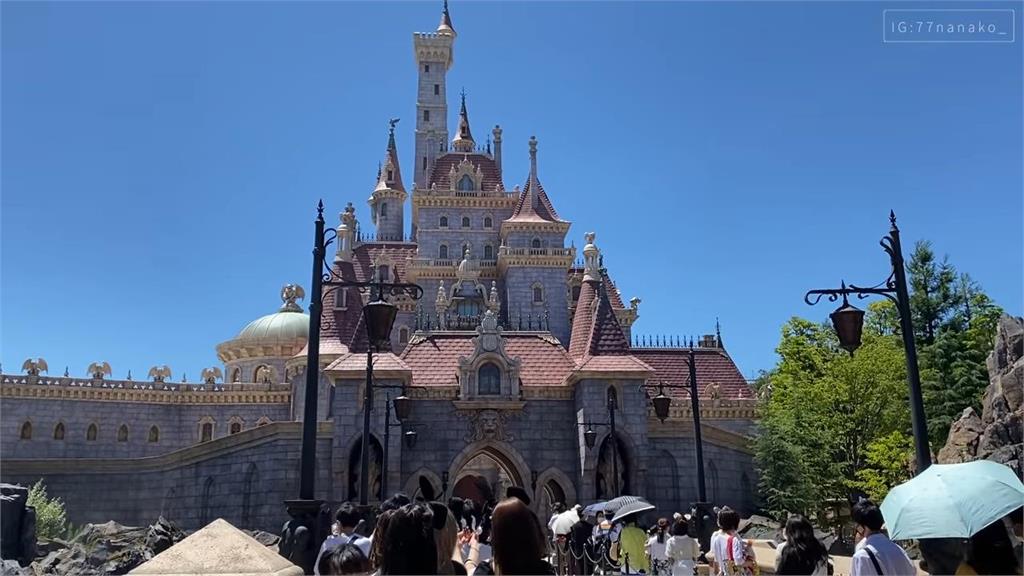 好想去日本！開箱<em>東京</em>迪士尼樂園新設施　美女與野獸粉紅城堡超夢幻