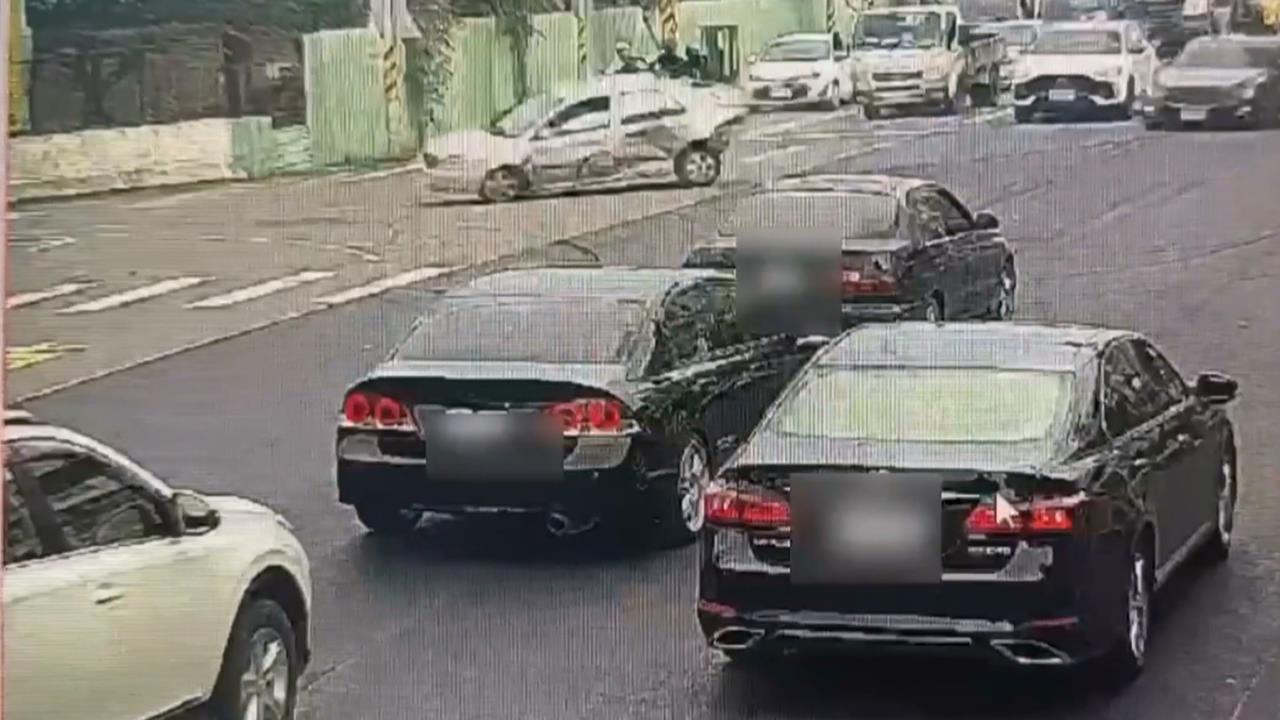 飛車追逐！高雄2男相約賭債談判破局　雙方街頭飆車超驚險