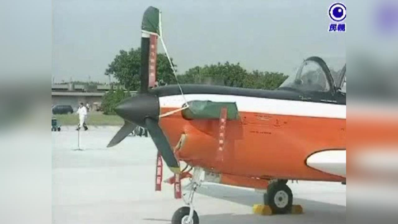快新聞／慟失棟梁！昔悼失事羅姓飛官　盧中校5年後駕駛T-34教練機殉職