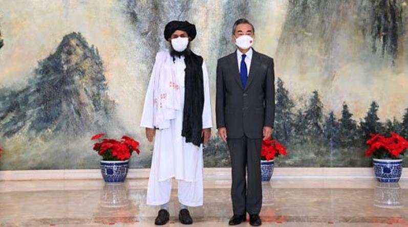 中國外長王毅會見「塔利班」代表團　網1看狂酸：分不出誰是恐怖份子