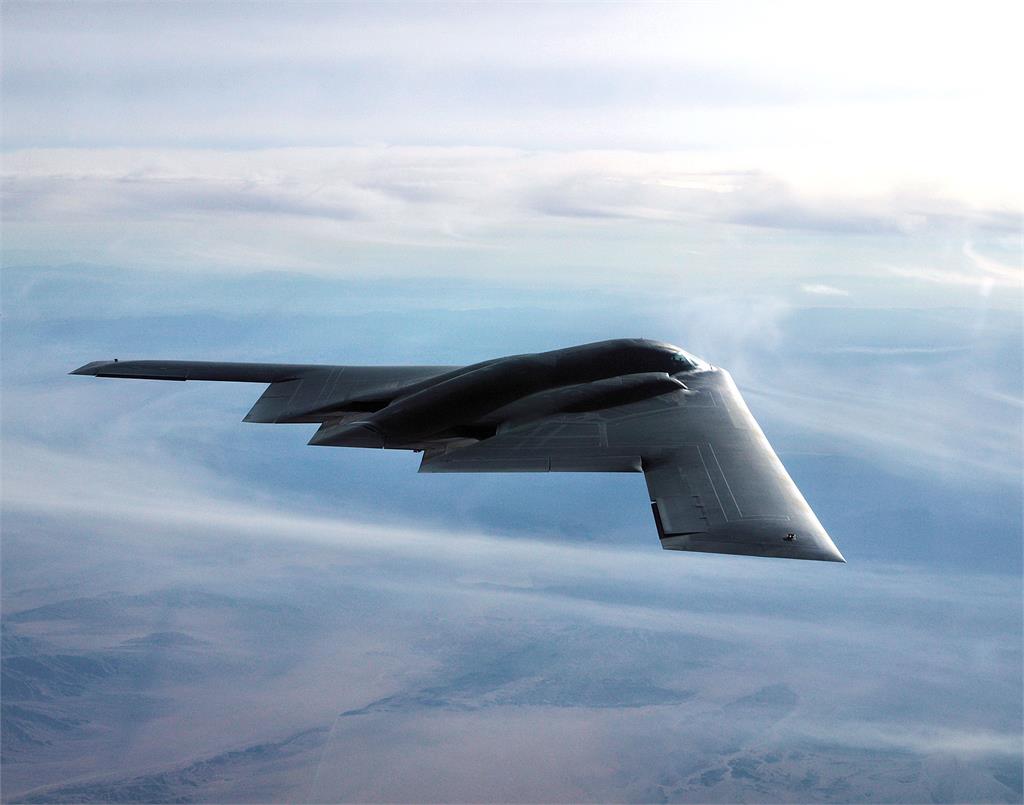 川普派「空中幽靈」轟炸伊朗！B-2戰機造價625億　雷達難辨如同小鳥