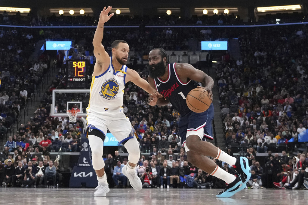 NBA(影)／三分榜前兩名射手正面強碰　快艇3分險勝勇士