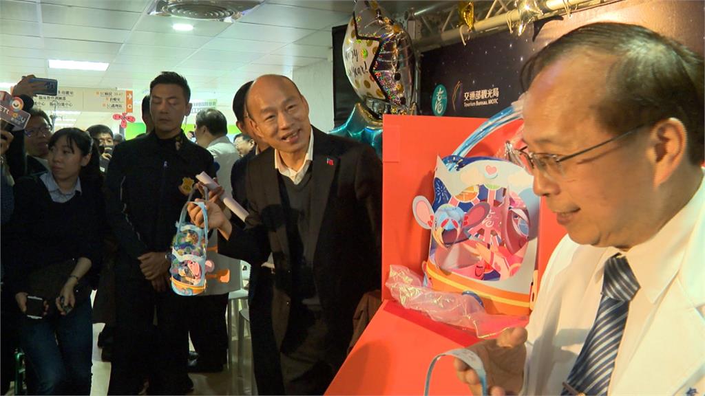 韓國瑜9點才出門上班 市民酸：無心市政就罷免