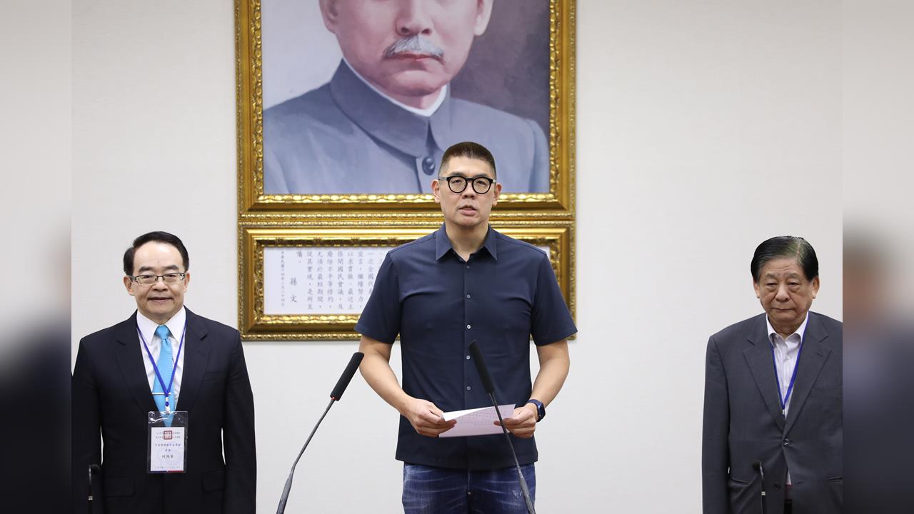 快新聞/確定了!鄭麗文當選國民黨主席 將赴黨部發表勝選感言