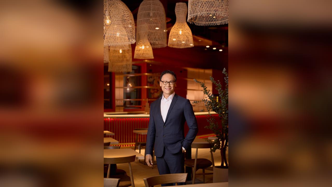 瓦城集團美國首店試營運！ 董事長徐承義親自坐鎮開店