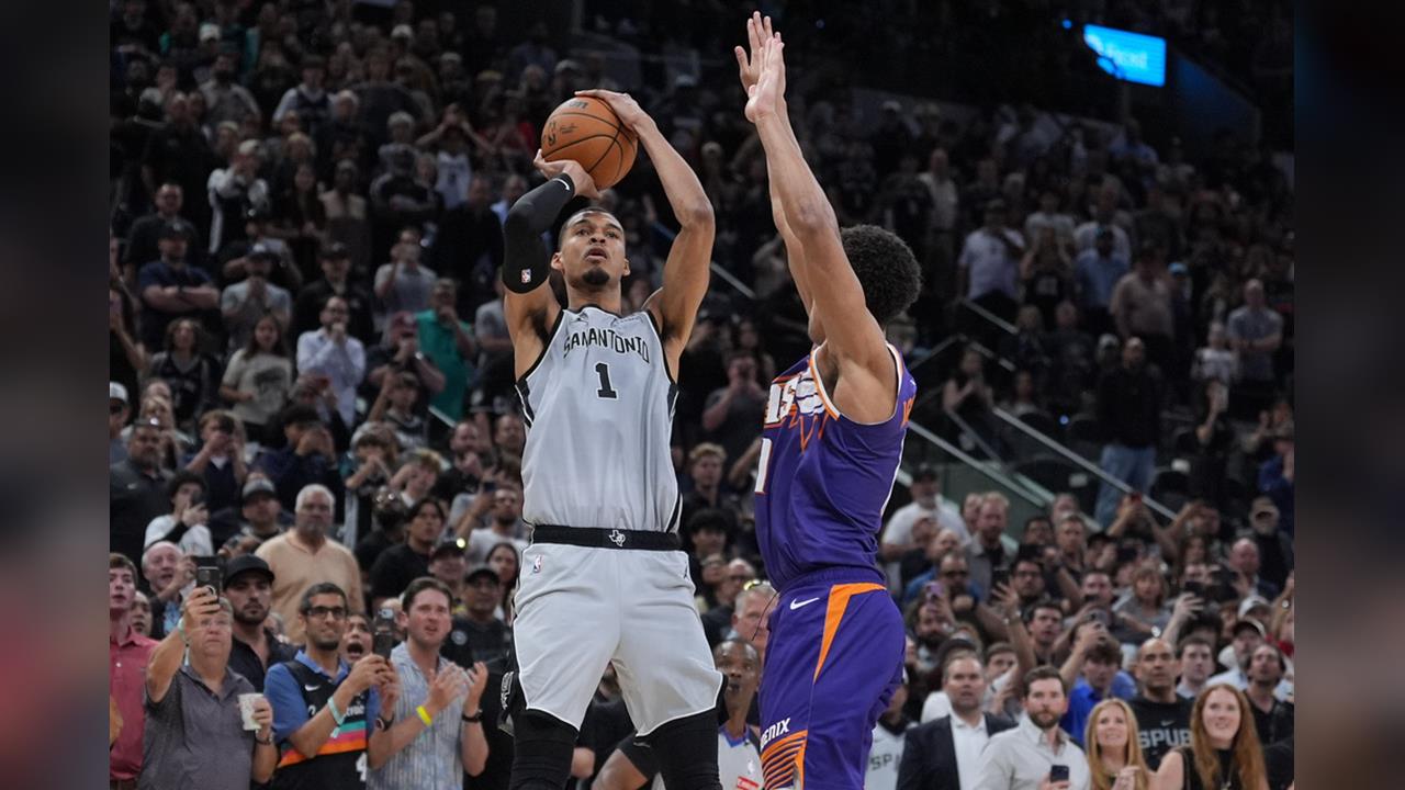 NBA(影)/「斑馬」1.1秒演出生涯首度致命一擊 !馬刺睽違6年進軍季後賽