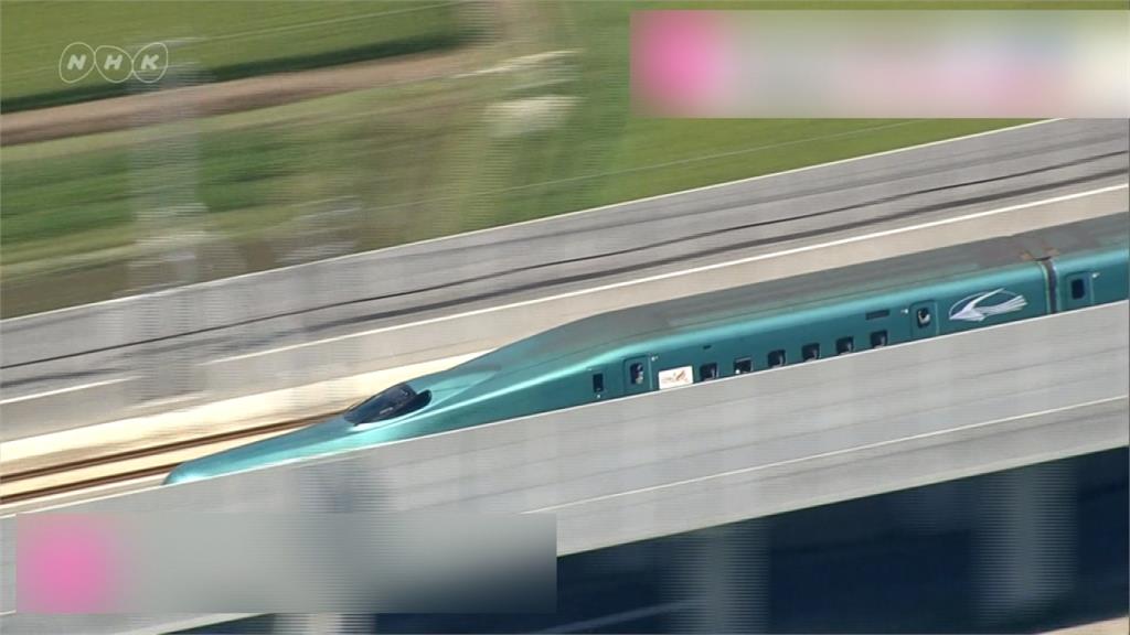 時速280公里狂飆！日本新幹線車廂赫見門沒關