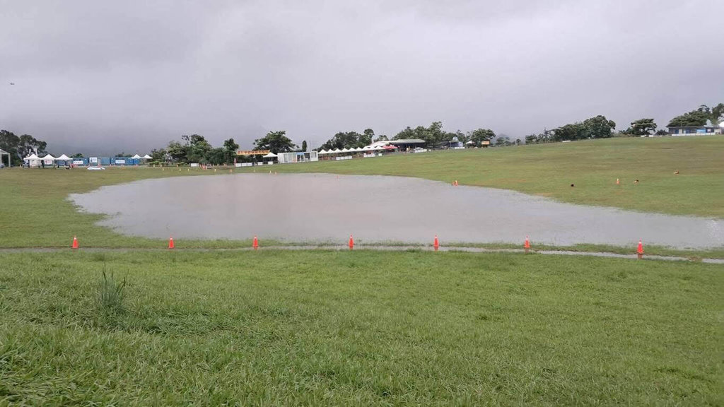 大雨導致鹿野高台積水 熱氣球嘉年華活動取消