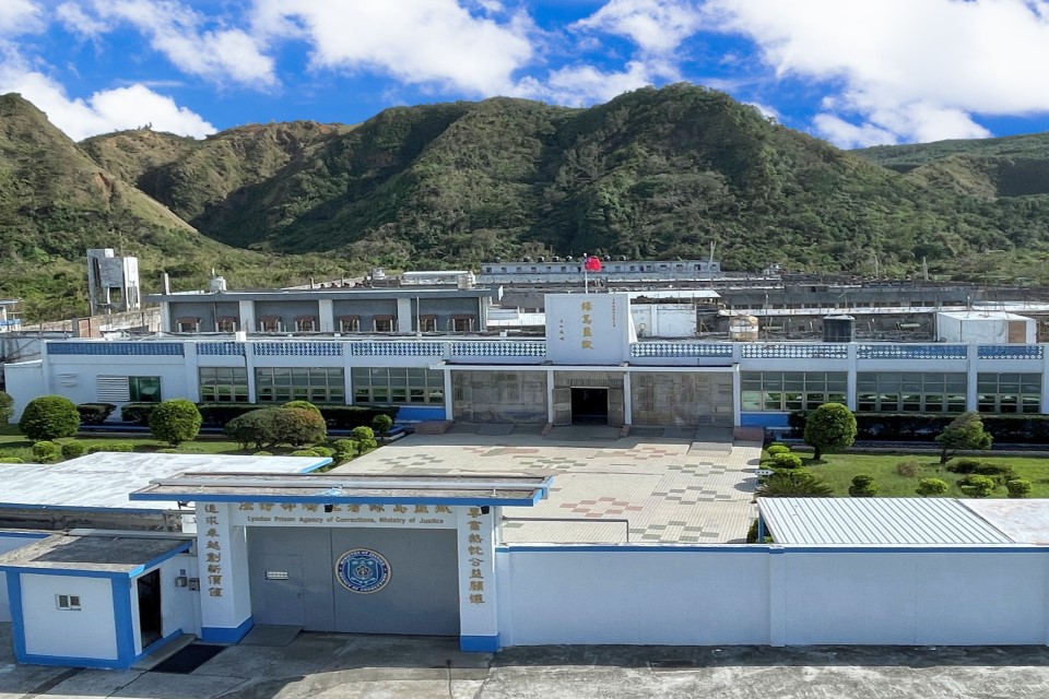 快新聞／最新！綠島監獄驚傳受刑人越獄　30警跨海追捕