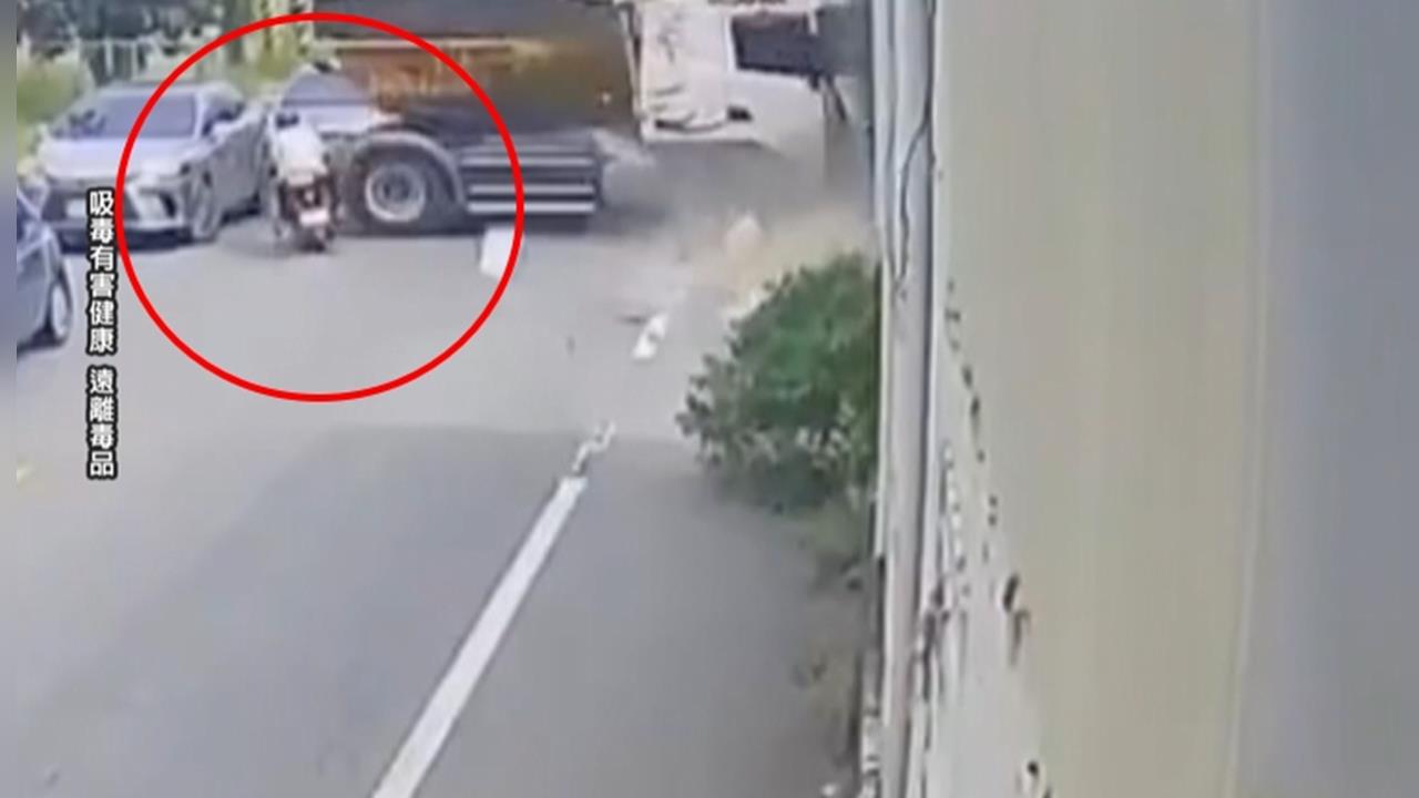 波及4車！砂石車逆向撞暢貨中心　駕駛毒品快篩呈陽性
