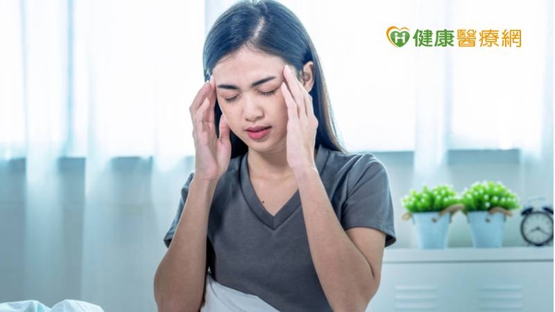 常頭暈、臉發白　缺鐵性貧血要補充鐵劑嗎？醫師解答忌宜