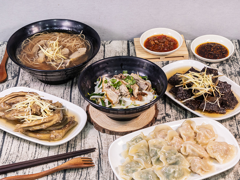 前鎮古早味麵店│獨創當歸湯頭風味佳 口感細緻「粿」真有料!