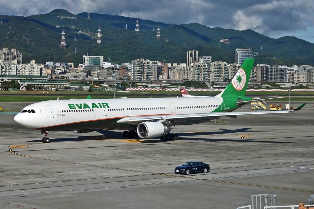 快新聞／長榮航空香港飛台北班機　起飛後「180度掉頭」返回香港降落