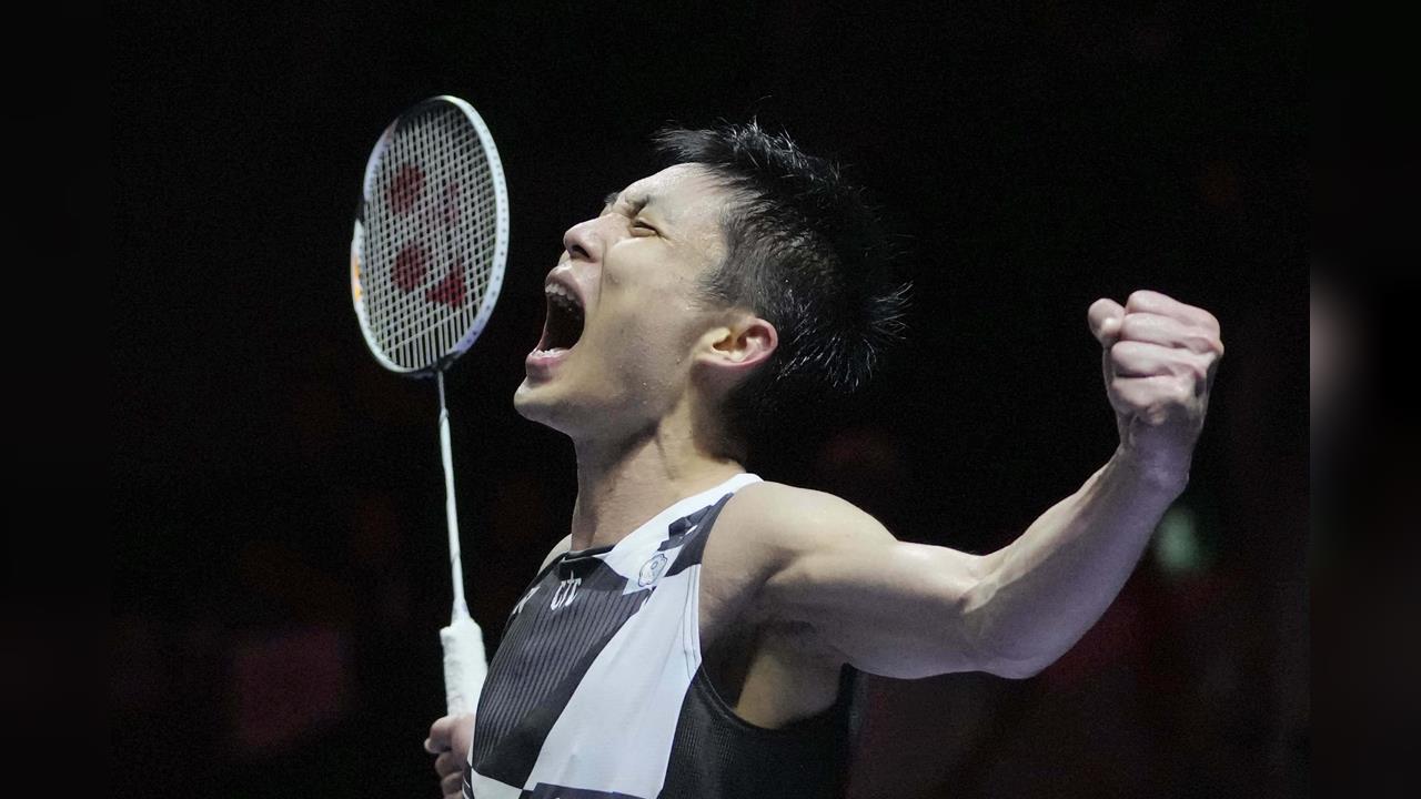 羽球(影)／化解6個賽末點上演神奇大逆轉！「小天」周天成勇闖澳洲賽四強