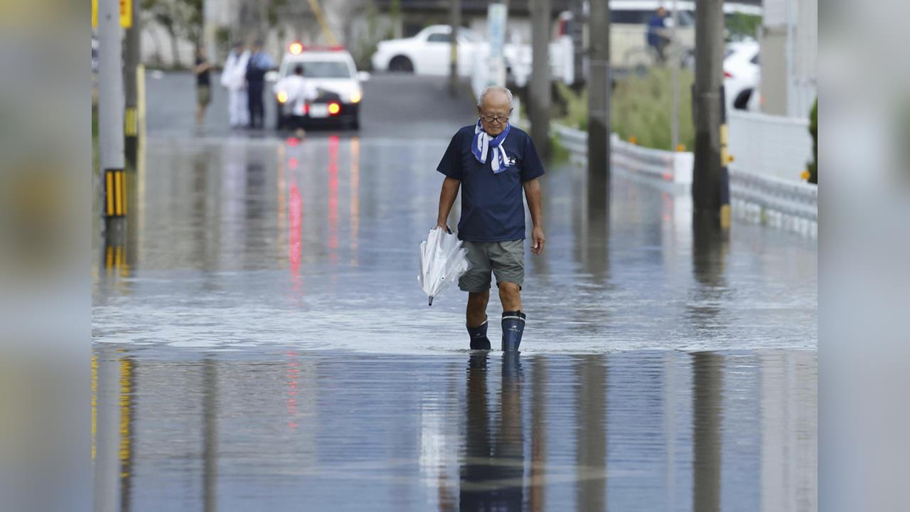日東北暴雨慘淹釀災　秋田一天下完１個月份雨量