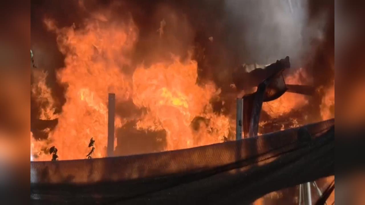 桃園蘆竹電纜回收廠大火! 中壢.蘆竹.大園傳刺鼻臭味