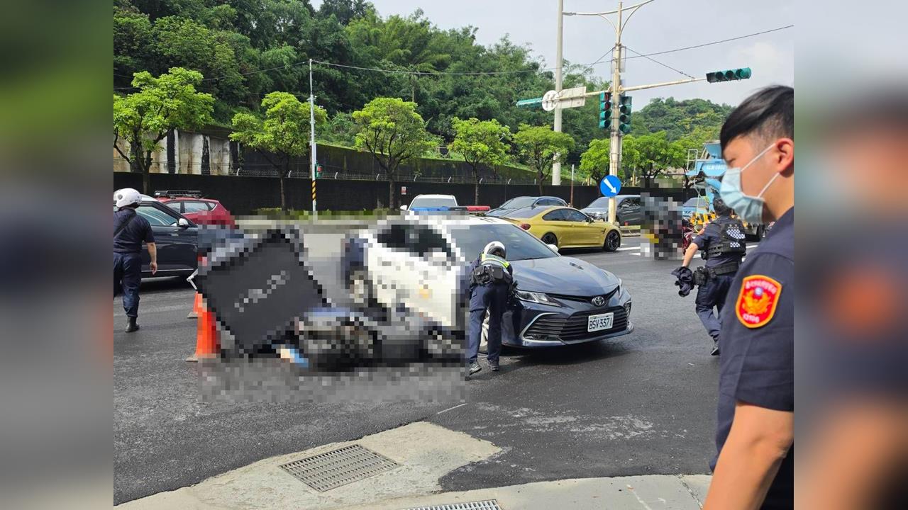 快新聞／南港車站旁死亡事故！聯結車、機車碰撞「男騎士倒地喪命」