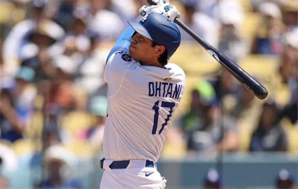 MLB/天上掉下來的禮物!大谷翔平紀念性「千安」全壘打球被幸運的「他」接到