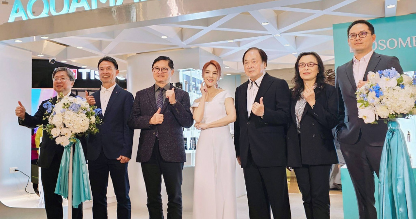 美麗印鈔機1／和碩要賣保養品！2位大佬搶先用　童子賢誇愛將郭明棟「白拋拋幼咪咪」