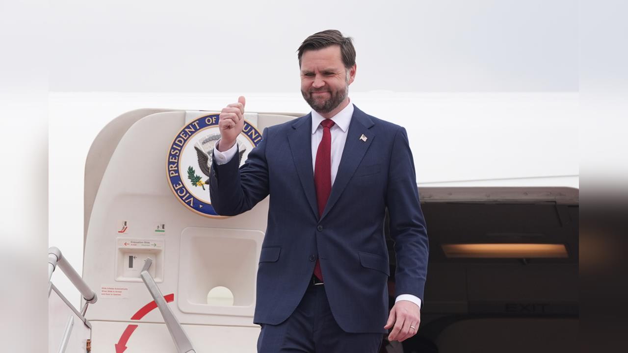 快新聞／美伊世紀談判！代表團抵巴基斯坦　范斯警告：別耍花樣