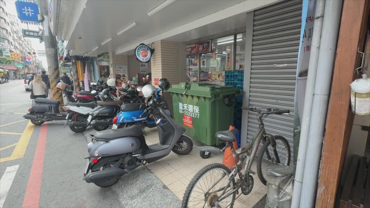 疑"不讓路撞肩"爆衝突! 4男超商扭打掛彩互告