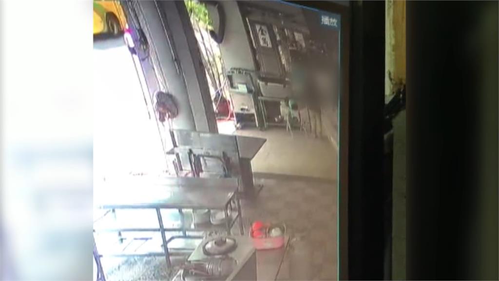 用腳移開騎樓擋路招牌　6旬婦遭店家毆成腦震盪