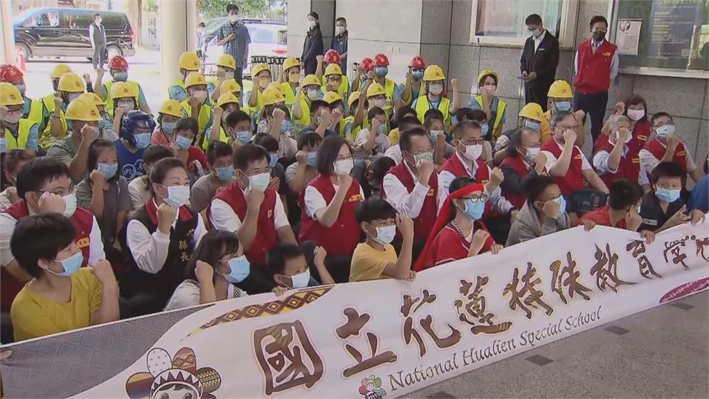 蔡總統現身花蓮勘災 與徐榛蔚幾乎無交集