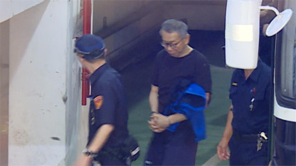 控檢察官押人「一刀斃命」證據在哪？柯文哲開庭「見證人1回應」阿北突笑到抖肩