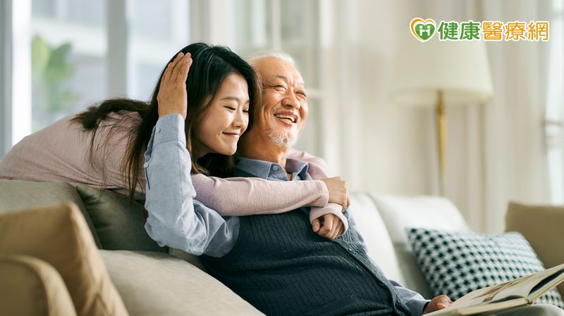 別忘了自己也曾迷惘！「高級大人」掌握4招　助力年輕人跨越人生關卡