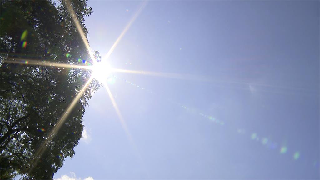 全台狂悶燒「3地區搶飆37℃⭡」!專家揭「熱炸時間點」:恐破今年最高溫