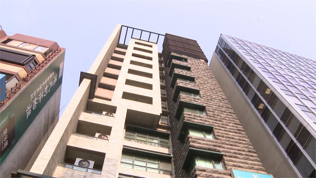 台北市公宅興建僅2.1萬戶 議員批柯文哲變跳票大王
