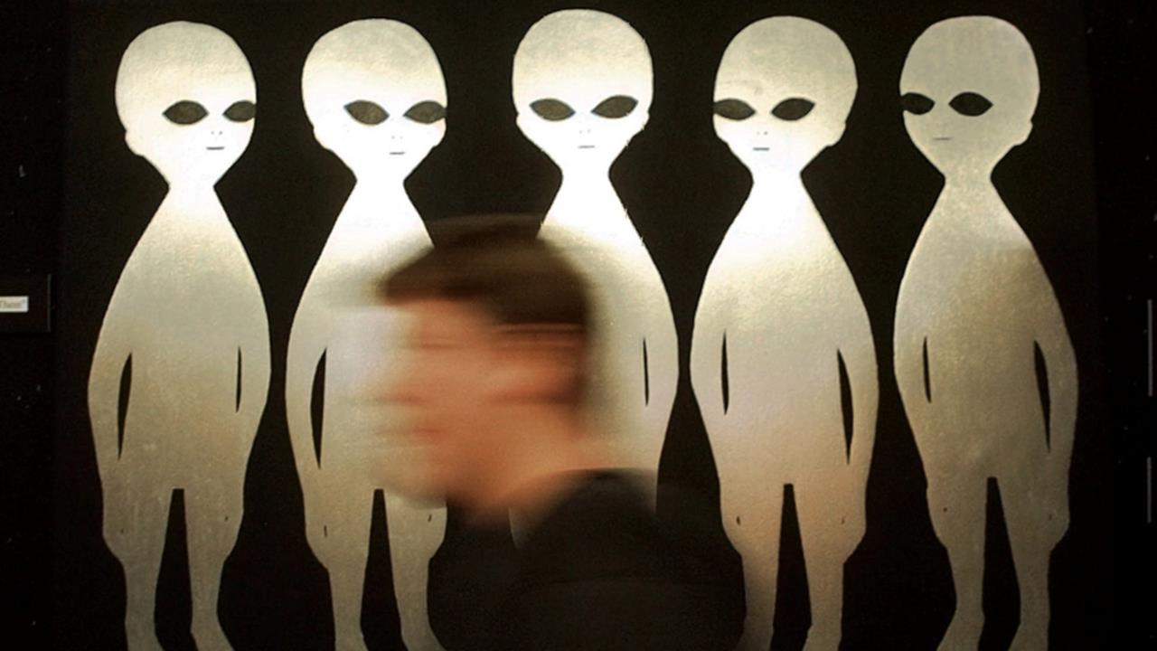 前NASA登月太空人驚爆「外星人」真面目！他大膽「1推測」被朋友神蹟秒驗證
