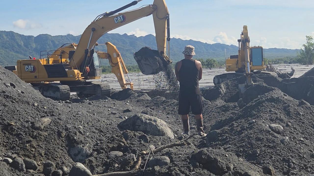 光復鄉「內陸海嘯」仍失聯6人 兒子哭求怪手助尋爸媽