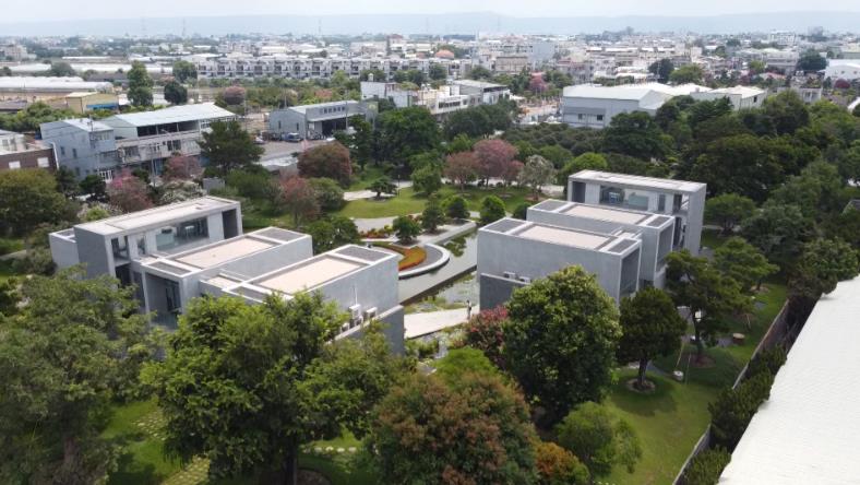 異言堂(影)/ 一棵樹比一棟房還貴! 彰化「傳世園」 樹的豪宅