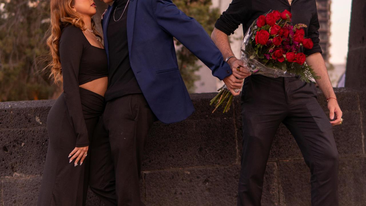 徵信社突拋「神祕職缺」月薪5萬！工作內容網驚「高風險」：小三變職業？