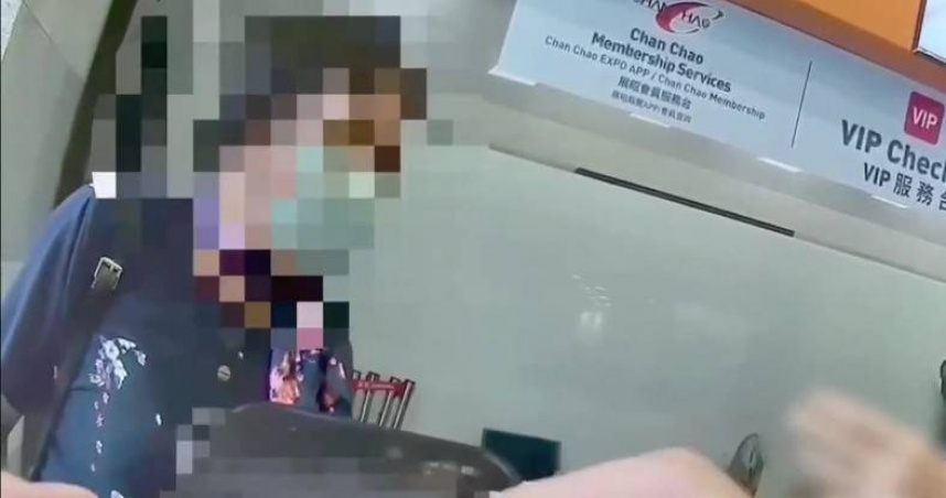 網瘋傳南港展覽館女廁「變裝男裝針孔」！警方急到場鑑識真相曝光