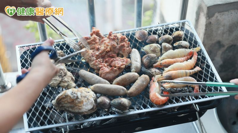 中秋月餅、烤肉怎麼吃?營養師教「3原則」兼顧美味與健康
