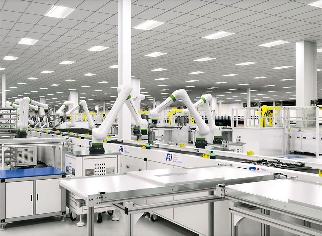 【百強企業鴻海3】最看好AI大趨勢　劉揚偉：鴻海手機組裝全靠機器人