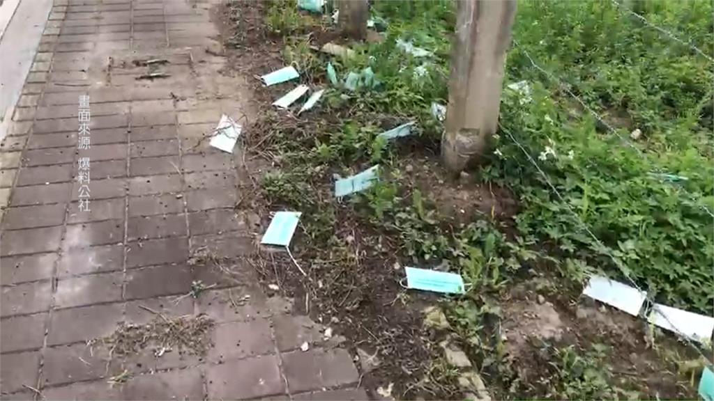 疑職場不順心！ 男丟大把口罩洩憤恐挨罰