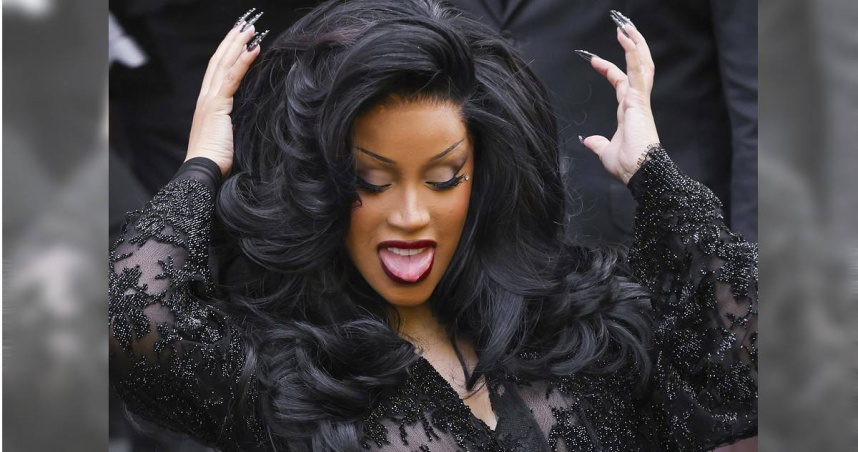 Cardi B被控懷孕打傷保全!出庭「浮誇表情包」爆紅 最終結局出爐