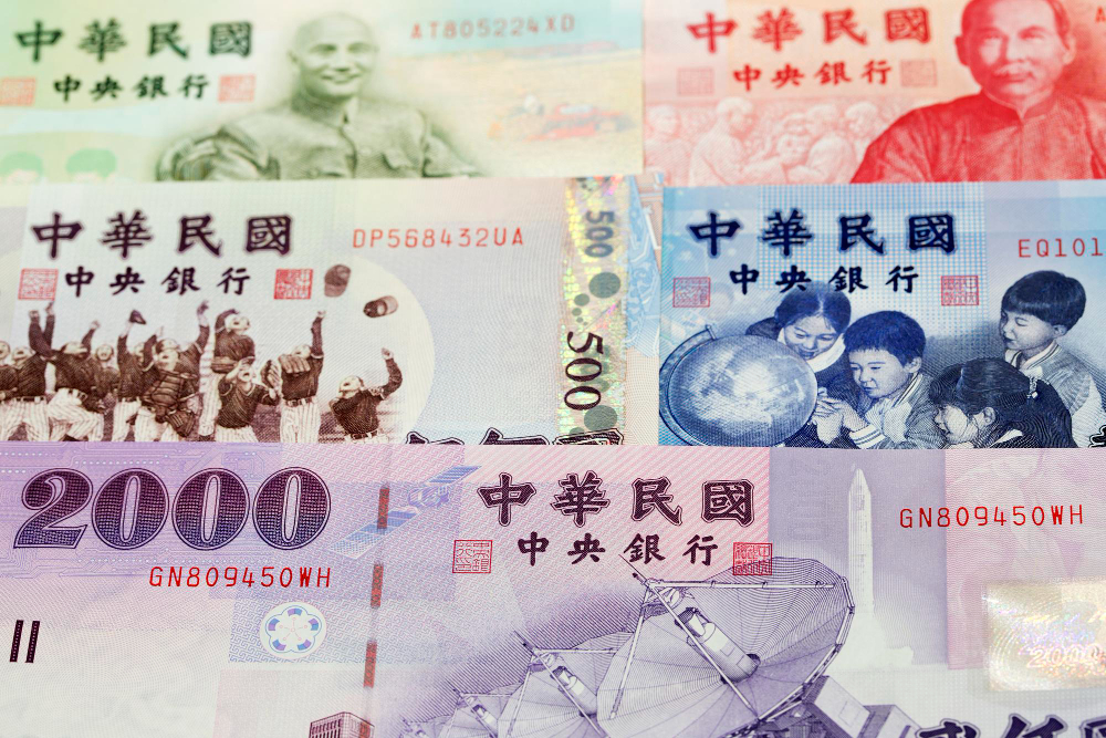 普發一萬有望10/17三讀通過 最晚這時候發放