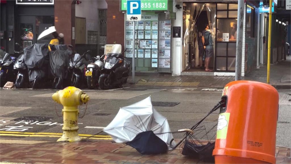 「小犬颱風」逼近香港　高掛9號風球威力驚人