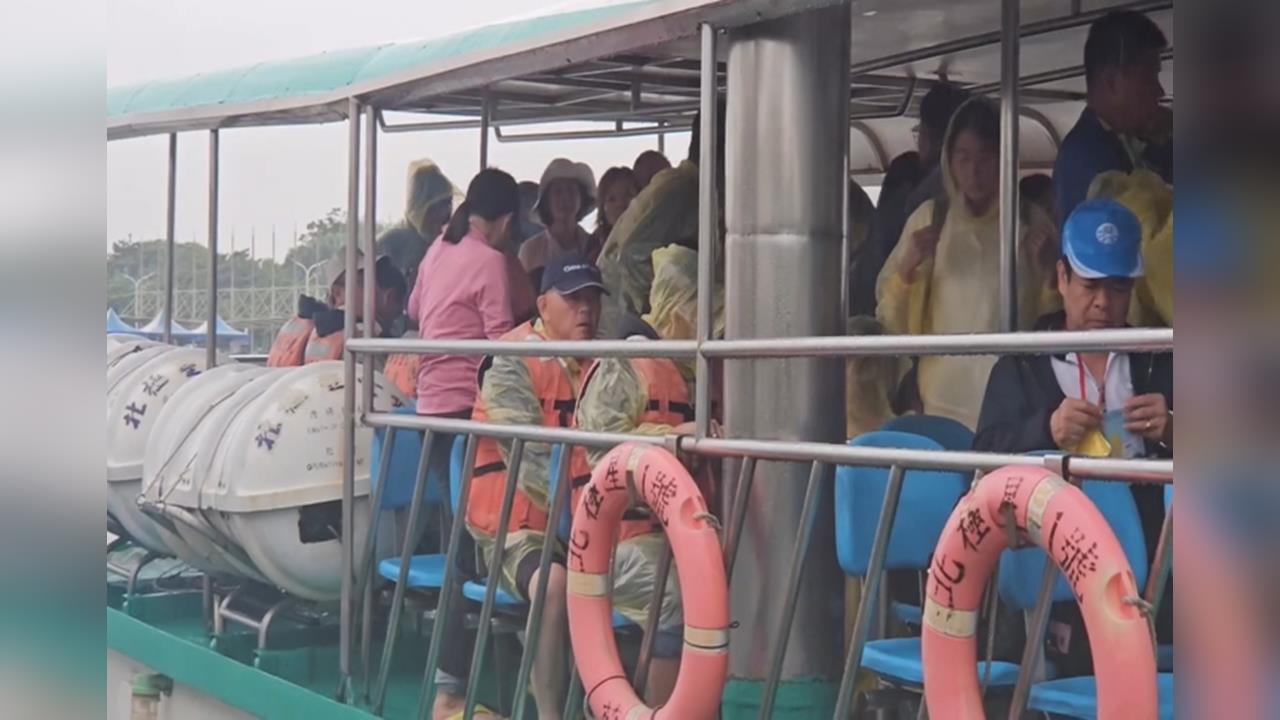 風神共伴!宜蘭風浪仍在安全值內 龜山島賞鯨船仍照常出航