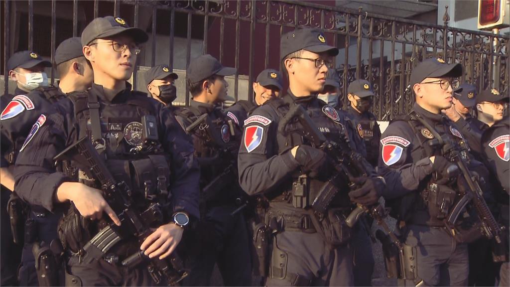 快新聞／傳「白狼」晚間設宴立院餐廳選竹聯幫主　警荷槍實彈戒備