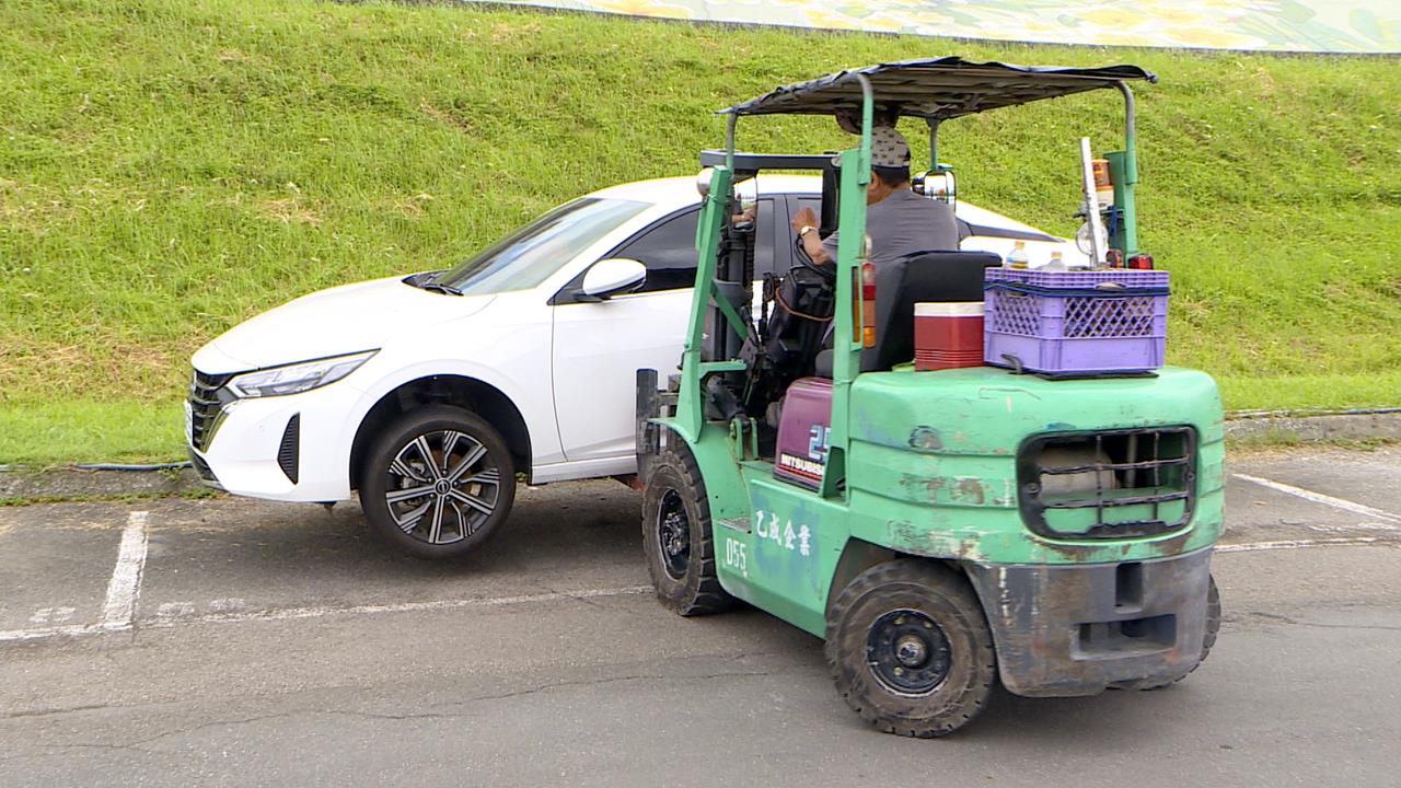 雙北防颱又不同調？　新北上午關水門「全數拖吊」北市下午跟進