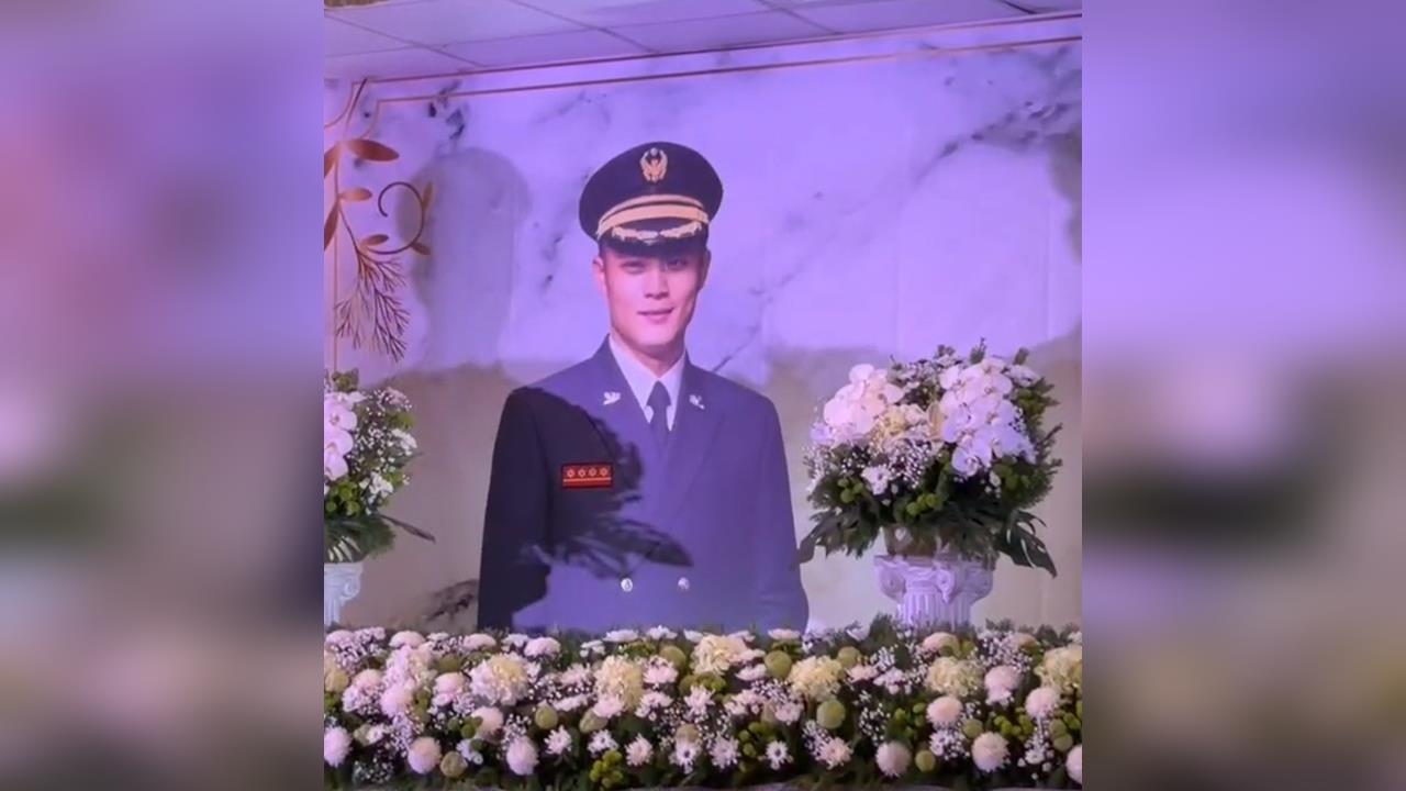 快新聞/勇消詹能傑公祭!同仁悲喊「一路好走」劉世芳:已完成入祀忠烈祠