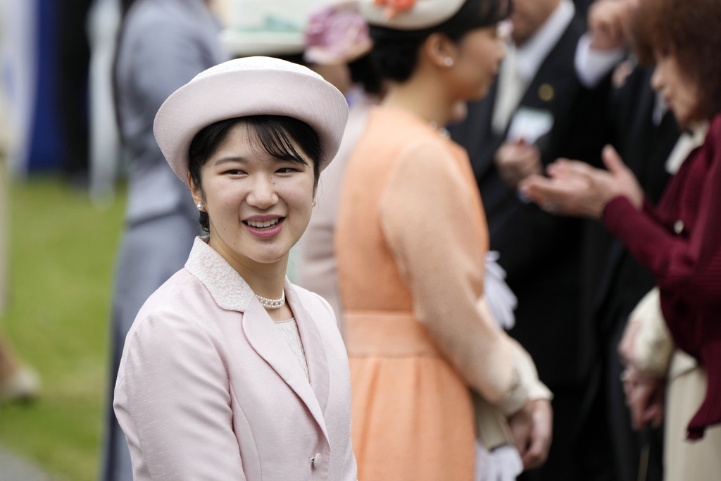 愛子公主單獨執行公務　觀賞柔道比賽、體驗做「和紙」