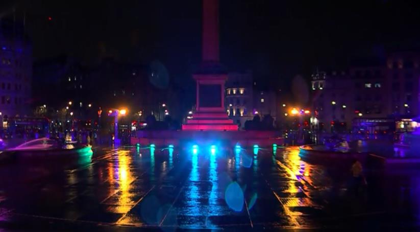 印度新年「排燈節」14號登場　倫敦特拉法加廣場點燈祝賀