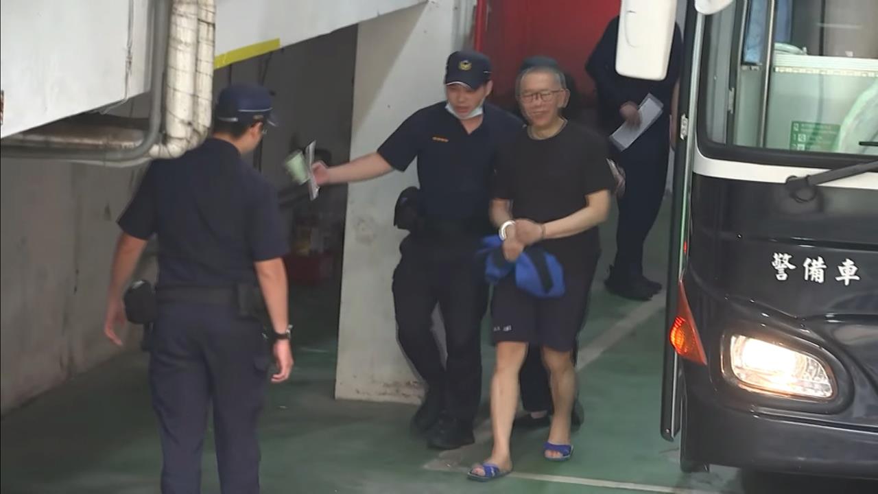 柯露齒笑!京案再開庭彭振聲作證 週刊爆柯「6大親筆指令」成焦點